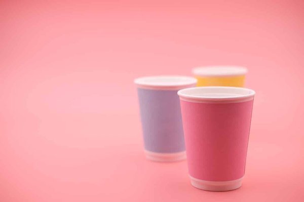Comment accroître la notoriété d'une marque avec des gobelets à café réutilisables ?