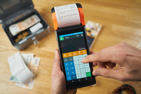 Caisse tactile pas cher : faites le bon choix pour votre commerce